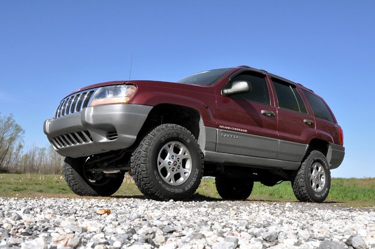 4 Inch Jeep Suspension Lift Kit 99-04 Grand Cherokee WJ Rough Country